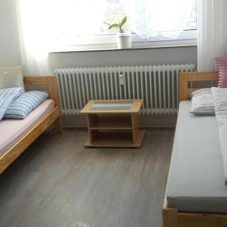 Egyszeru Szallas Stuttgart Kültér fotó